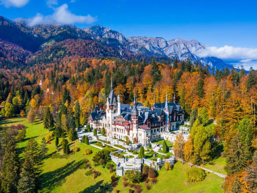 Castelul Peles destinatia turistica preferata in Romania