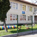 Doua anexe demolat la gradinita Casuta Povestilor pentru un loc de joaca