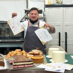 Dulciuri de poveste Ionutz continua mostenirea Andreei