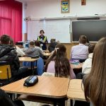 Lectii de preventie si controale in magazinele scolilor