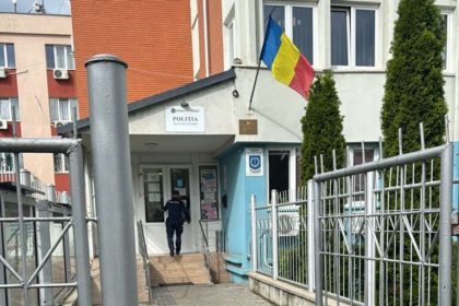 Mire injunghiat la Avrig Atacatorul avea vedenii demonice cu muzica rock