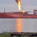 Nava cu GPL lovita de drona pe Dunare evacuare urgenta