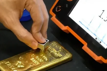 Perchezitii la Sibiu un sucevean a inselat un amanet cu aur fals