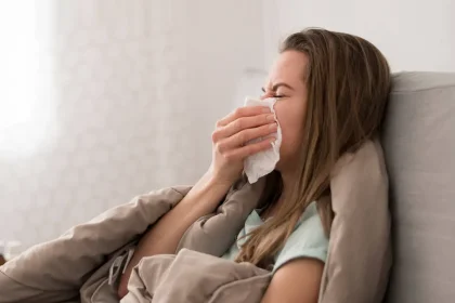 Peste 1200 de cazuri de infectii respiratorii la Sibiu