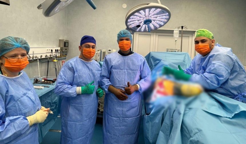 Premier la Sibiu Prima operatie simultana la solduri