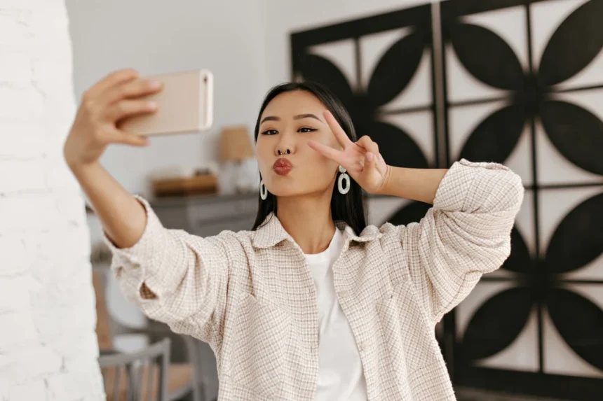 Prima tara cu reguli pentru influenceri diplome necesare pentru sanatate si bani