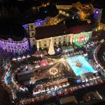 Primul wow al iernului bucuria aprinderii luminilor la Targul de Craciun din Sibiu