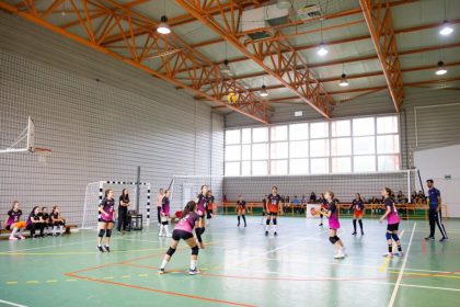 Senatoarea Ruxandra Cibu Deaconu propune Primariei Cluburile sportive sa foloseasca bazele scolare din Sibiu