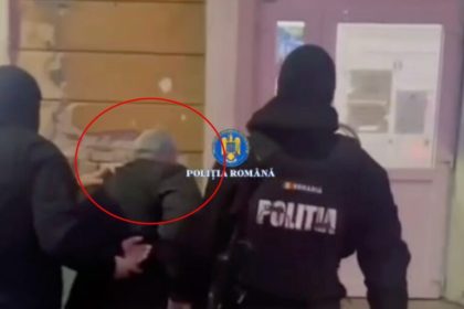 Soferul de TIR beat blocat pe calea ferata la Apoldu de Jos