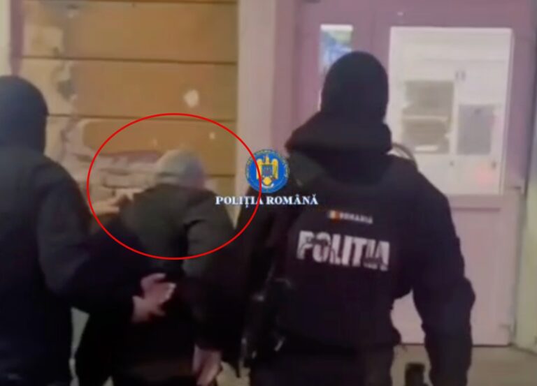 Soferul de TIR beat blocat pe calea ferata la Apoldu de Jos