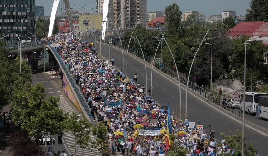 Un nou val de proteste sindicalistii solicita salariul minim mai mare