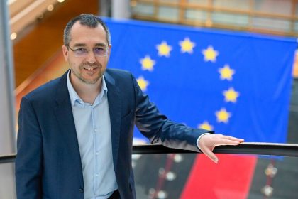 Vlad Voiculescu revine in politica ca consilier