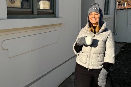 A cui eti tu copil Andreea Esca i amintirea copilriei