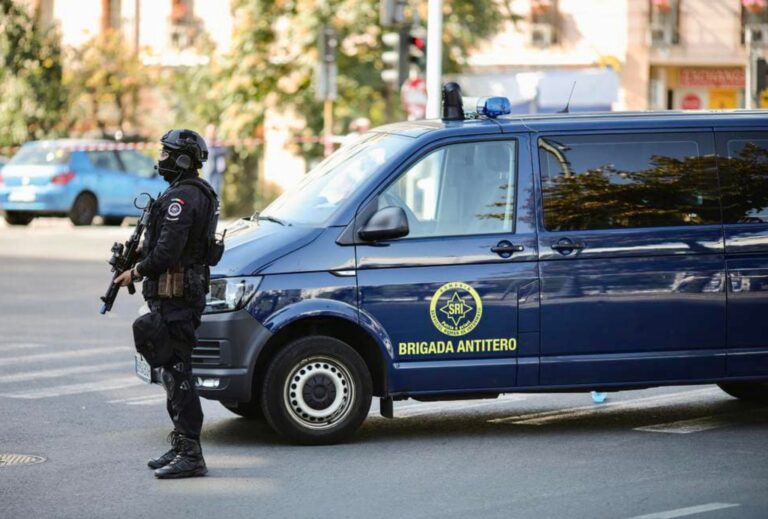 Agitatie langa Liceul Energetic din Sibiu Trei explozii m au speriat