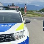 Autoturism fara numere gasit in trafic la Medias