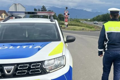 Autoturism fara numere gasit in trafic la Medias