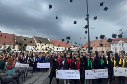 Cati absolventi de facultate din Sibiu lucreaza in domeniu
