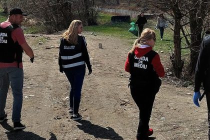 Depozite ilegale de desuri in constructii la Sibiu