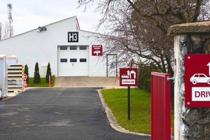 Drive in la PEFOC sibienii pot lua semineul din masina