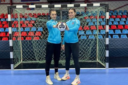 EXCLUSIV Doua sori joaca impreuna pentru Magura