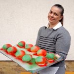 La Silvana Bakery coada mare la deschidere in Sibiu Prajiturile epuizate in mai putin de o ora foto video