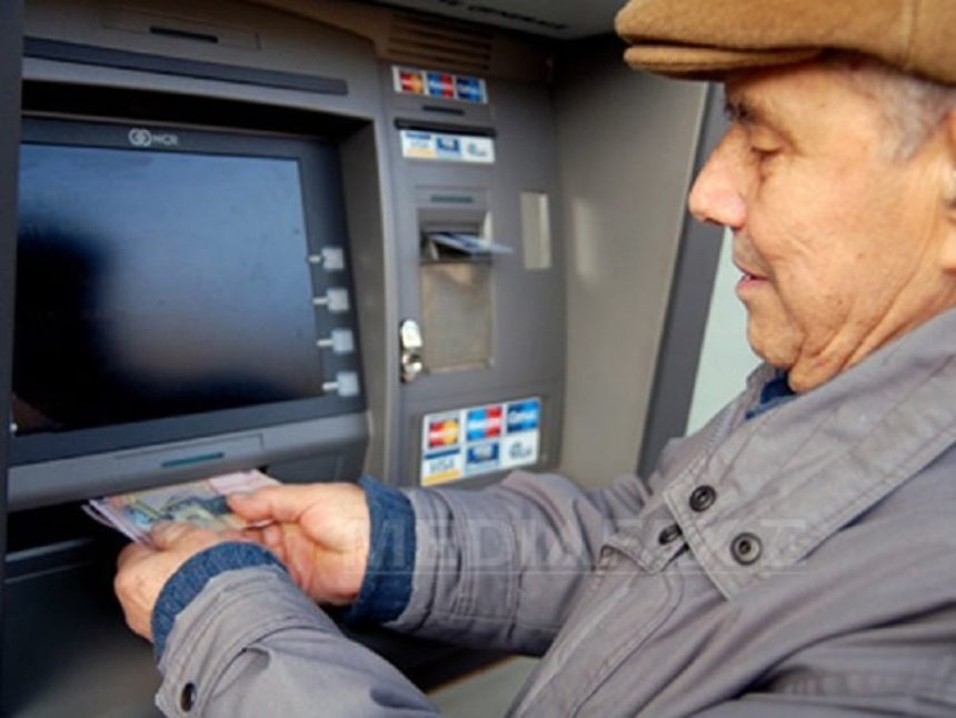 Programul bancilor de Craciun si Anul Nou zile inchise