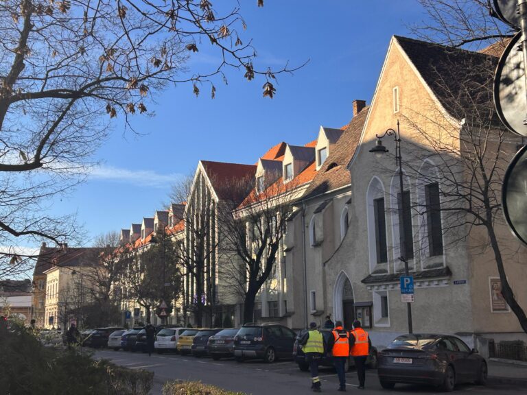 Restrictii de trafic in centrul Sibiului acces inchis pe o artera importanta