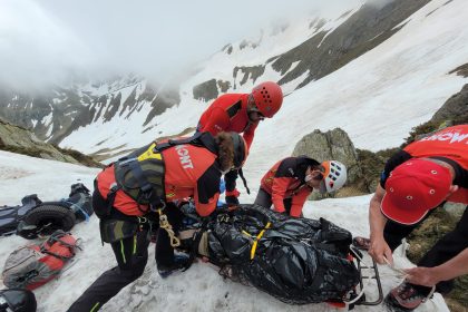 Salvamont Sibiu avertizeaza Pericol pe munte din cauza vremii