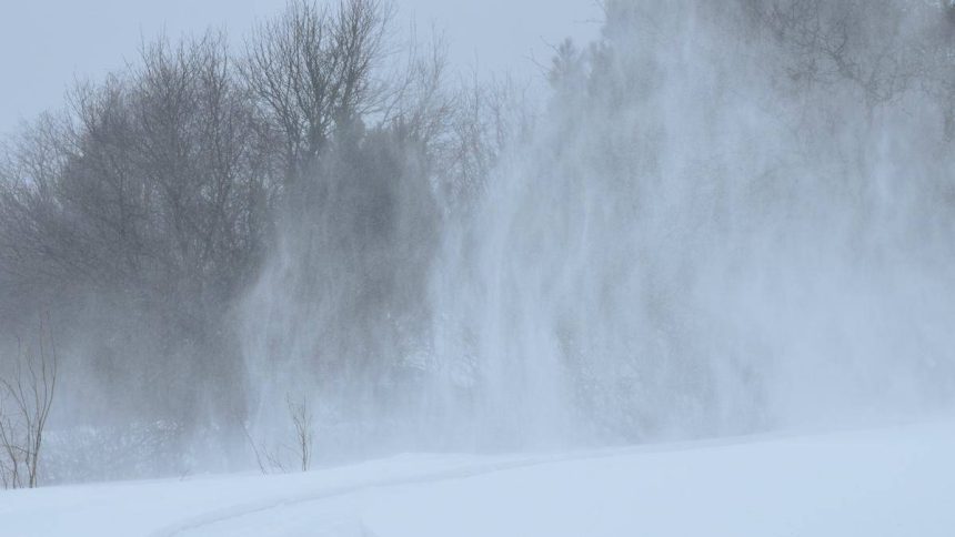 Sibiu sub cod portocaliu rafale de 110 km h si ninsoare