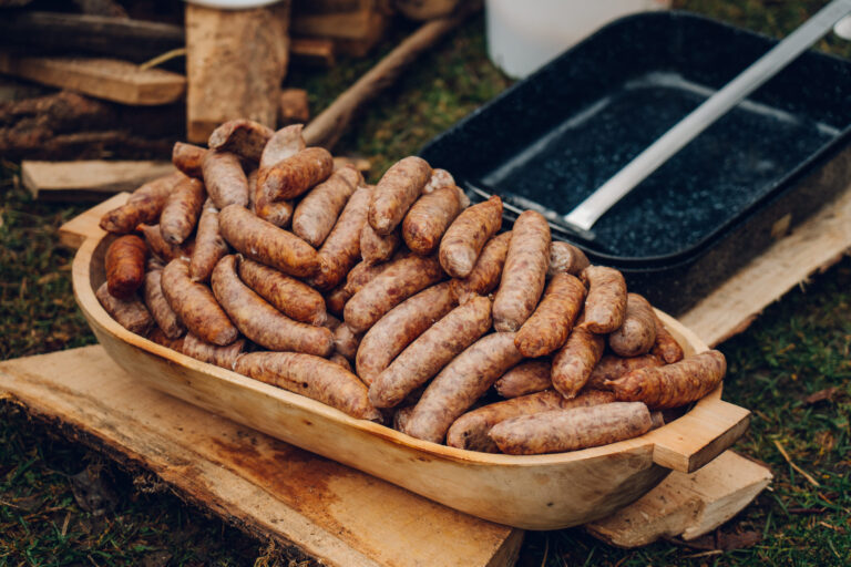 Taidul porcului Muzeul ASTRA reinvie un ritual vechi