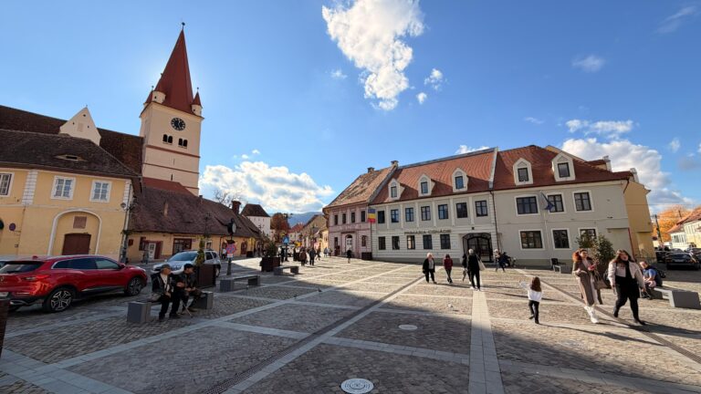 Targul Faptelor Bune de Mos Nicolae la Biserica Evanghelica