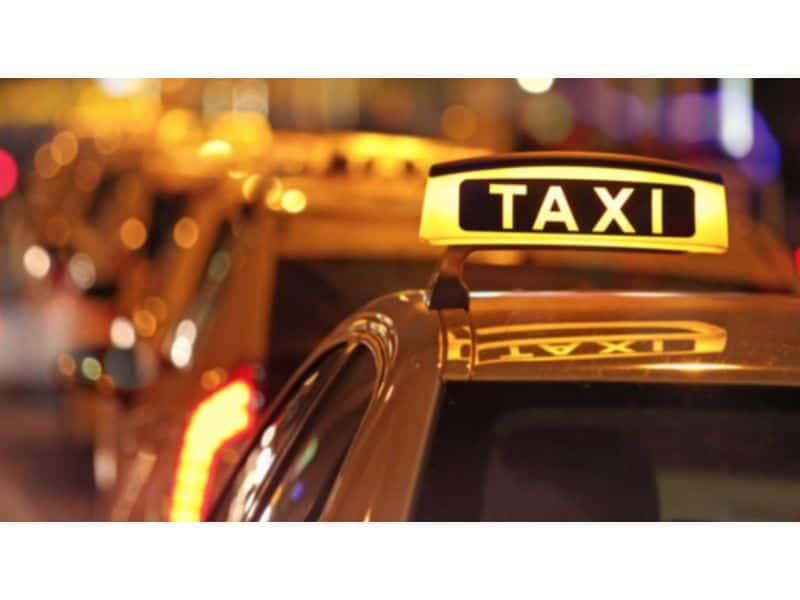Teapa data de un sibian unui taximetrist 1000 lei pierduti