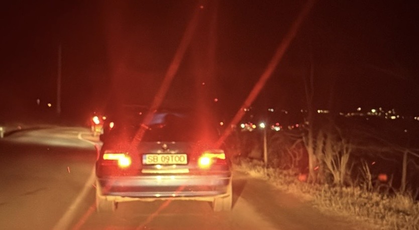 Trafic ingreunat pe Dealul Daii doua masini distruse de Craciun