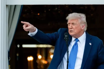 Trump suspenda loteria vizelor din nou