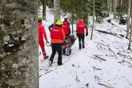 Turist raniti in Muntii Bucegi salvat de salvamontisti