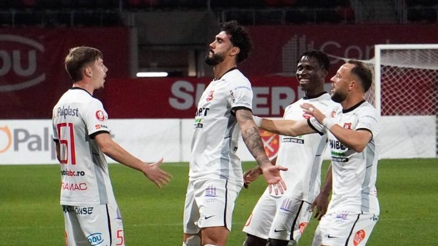 Un fotbalist de la FC Hermannstadt printre cei mai buni dribleuri