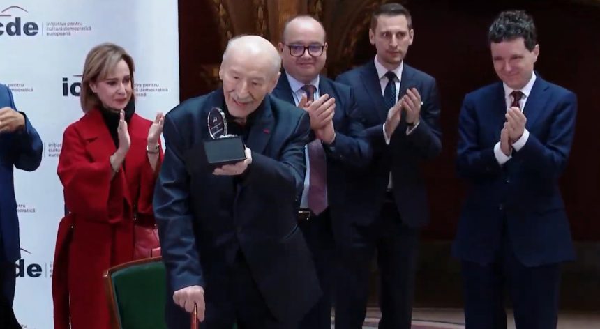 Victor Rebengiuc premiat pentru intreaga cariera in teatru