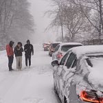 Zapada blocheaza traficul pe Valea Oltului