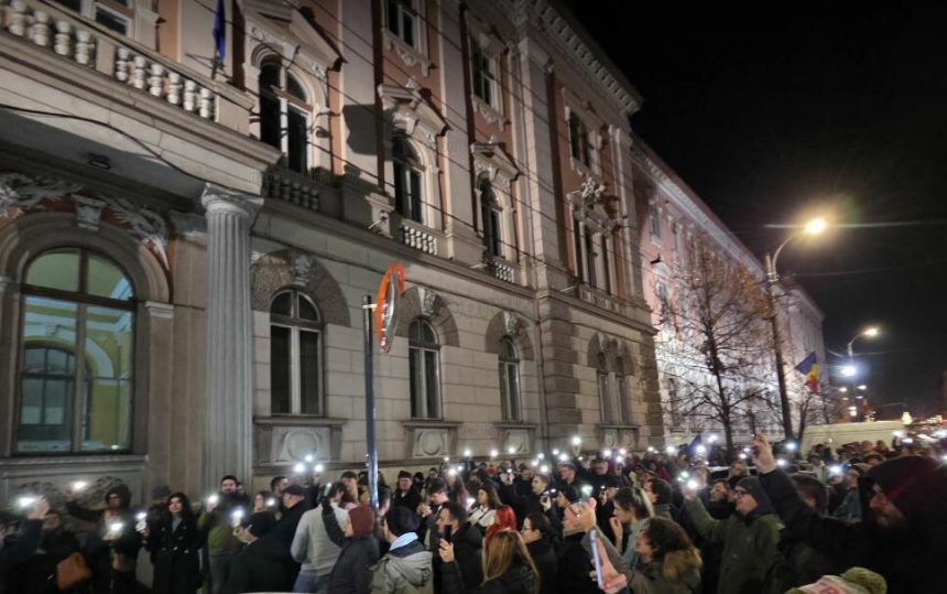 ancheta recorder aprinde romania proteste in capitala si cluj justitie nu mafie savonea demisia