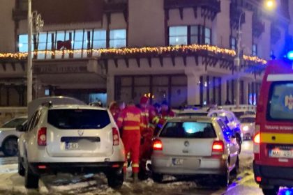 Accident in Piata Unirii din Sibiu tanar spitalizat