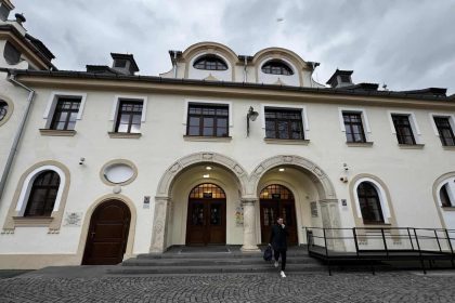 Baia Populara Sibiu se inchide pentru public Primaria ofera explicatii