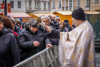 Boboteaza se sarbatoreste langa Catedrala nu in Piata Mare