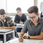 Calendar scolar 2026 inceputul scolii vacantele si BAC ul