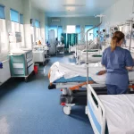 Gripa face victime la Sibiu doi varstnici nevaccinati muriti