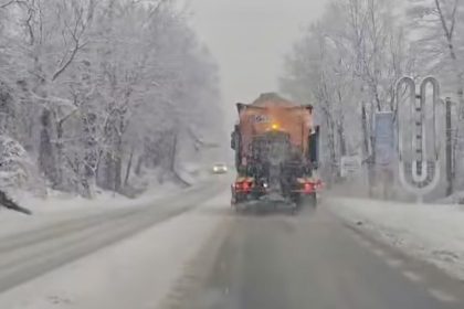 Iarna controleraza Valea Oltului drummarii intervin continuu