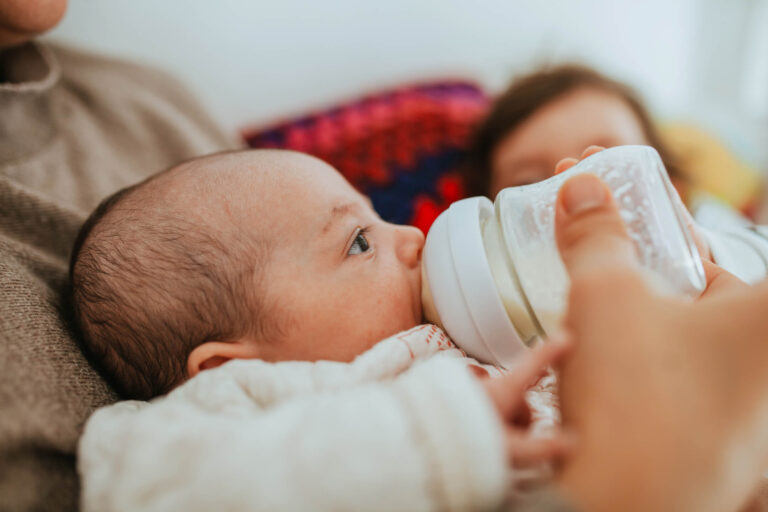 Loturi de lapte praf retrase de Nestle din cauza