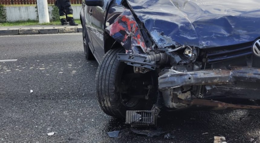 Masina incredintata unui tanar fara permis accident la Darlos