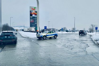 Razie pe autostrada la Sibiu zeci de vitezomani sanctionati si permise confiscate
