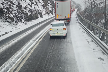 Restrictii de circulatie de Ziua Unirii TIR urile nu vor avea acces pe Valea Oltului