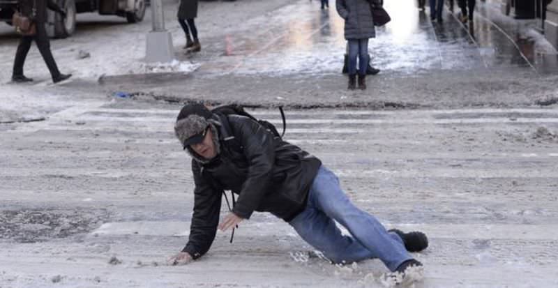 Risc serios de accidente la Sibiu dupa ninsoare
